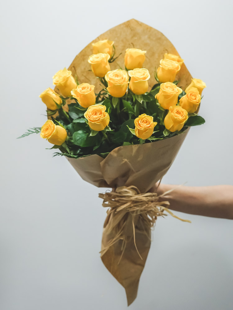 ¿Por qué se regalan flores amarillas el 21 de marzo?